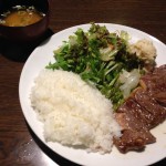 神田駅で肉ランチしたいなら！居酒屋のむず｢ステーキ定食｣